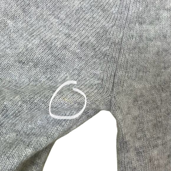 NakedCashmere Sz S Rolled V-neck Relaxed Sweater Heather Gray 100% Cashmere - Picture 16 of 16